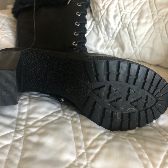 Michael Kors platform boots - Picture 3 of 4
